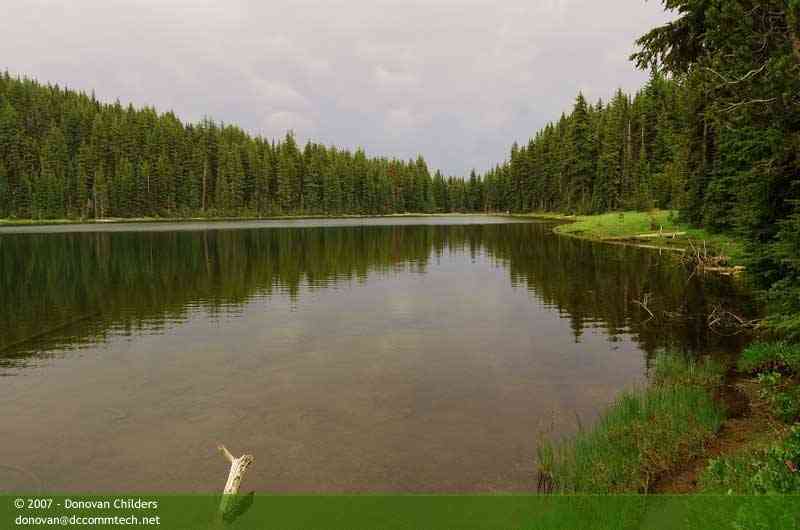 Still waters in the lake